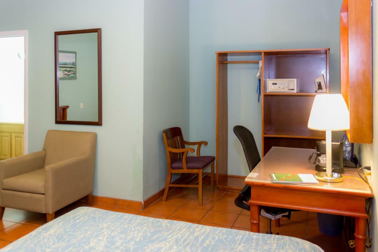 Rolson Hotel 圣伊格纳西奥 外观 照片
