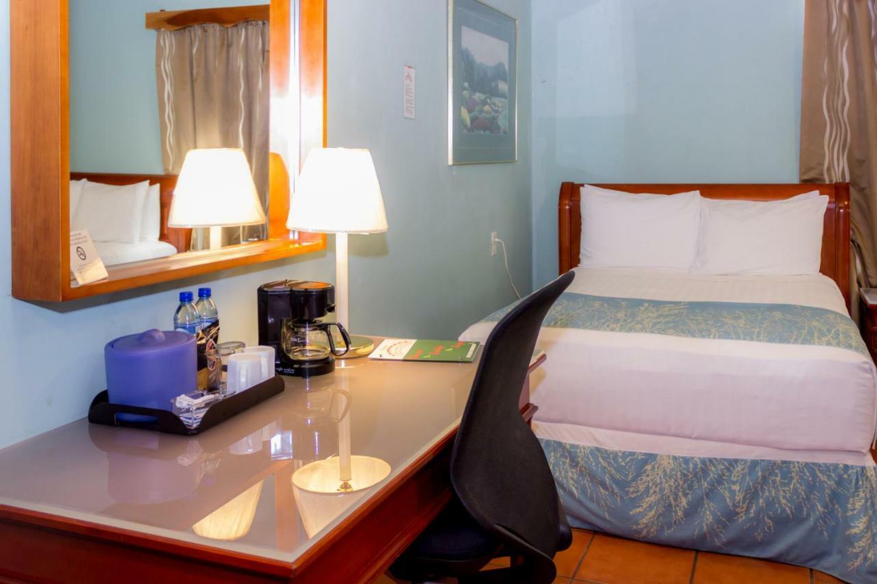 Rolson Hotel 圣伊格纳西奥 外观 照片